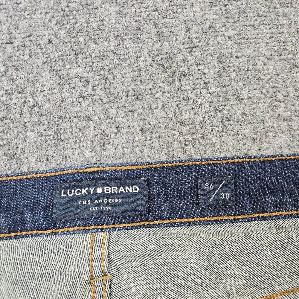 Lucky Brand 221 Straight Leg Jeans Mens 36x30 Dark Wash Pace 7MC1038 Denim